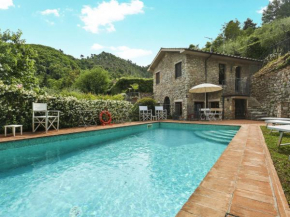 Hotels in Arliano